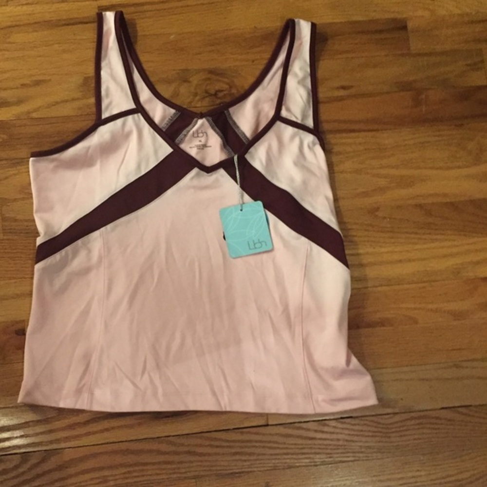 Lilly’s of Beverly Hills Sleeves  Performance Top XL - Pink & Maroon NWT